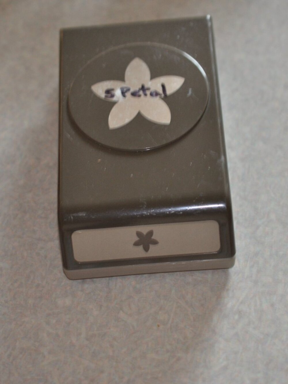 5 petal punch Stampin Up